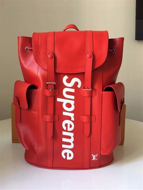 mochila louis vuitton christopher supreme original|louis vuitton x supreme.